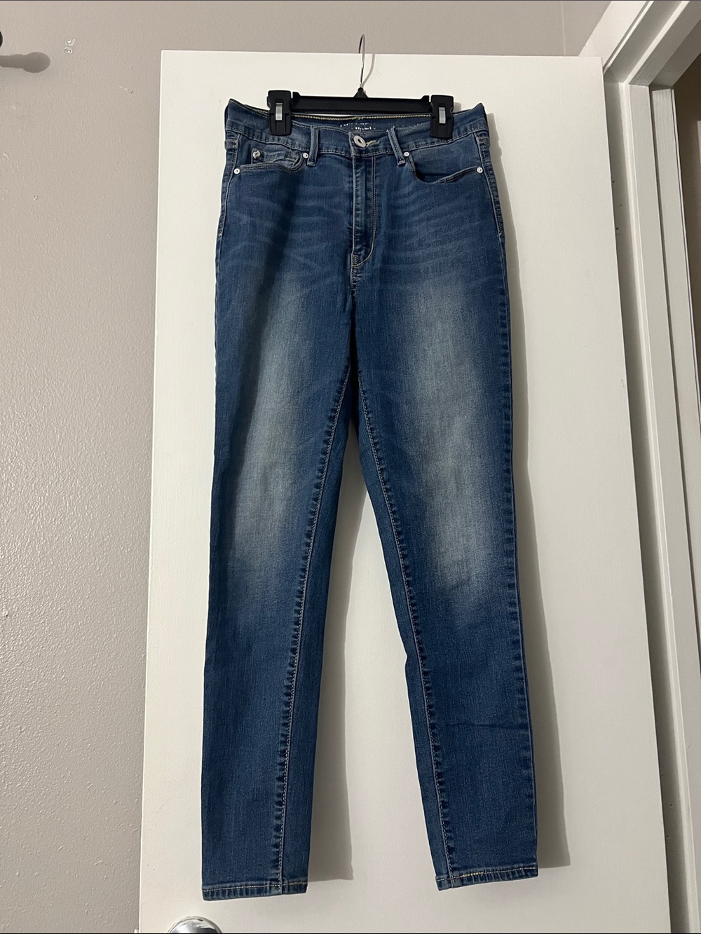 Levi's Skinny Jeans in Medium Blue Fade